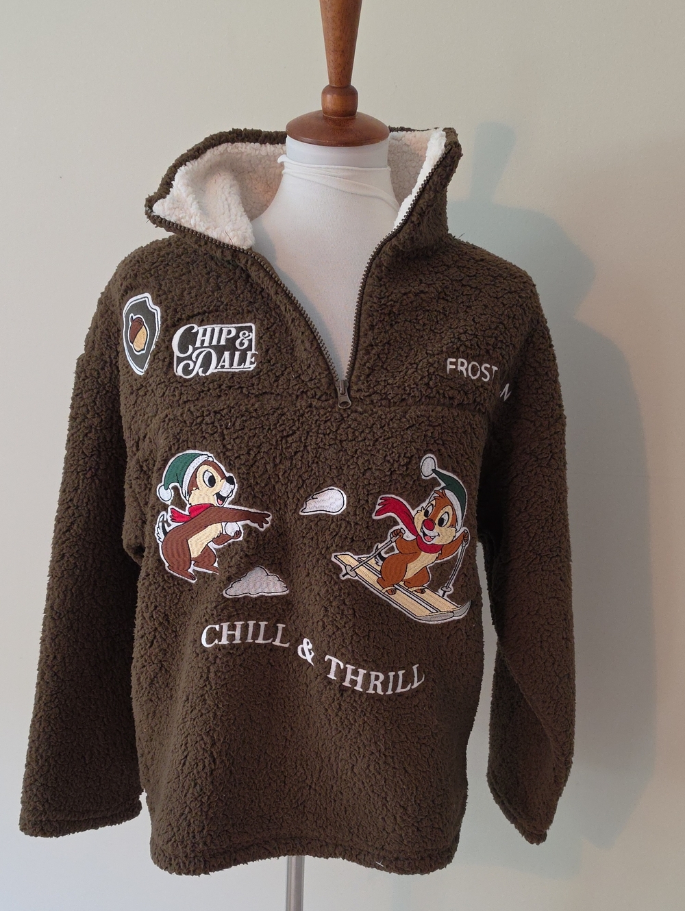 Disney Classics Brown Fleece Women's Sweater Pullover Brand New
